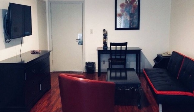 Akua Inn & Suites - Anaheim - Fullerton