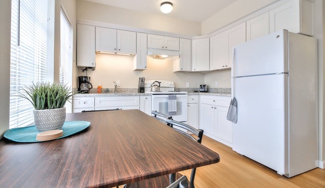 AL3: Dog-friendly 1/1 Near SCU, DT San Jose, SAP