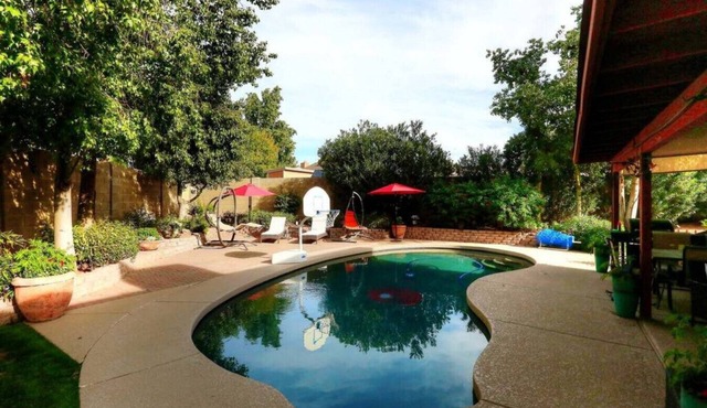 Alta Mesa area with pool and hot tub