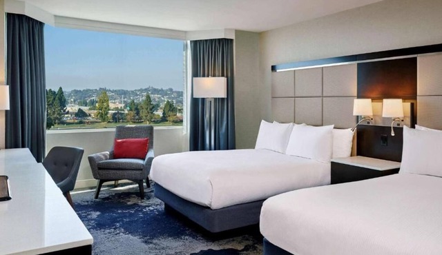 Always a Great Idea To Unwind! Four Modern Units, Pet-friendly, Waterfront View!