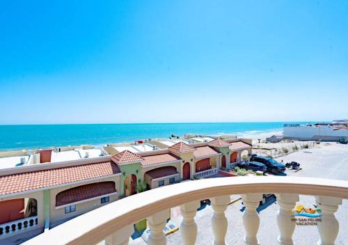 Amazing Beach View with WiFi - Jerry`s condo #5