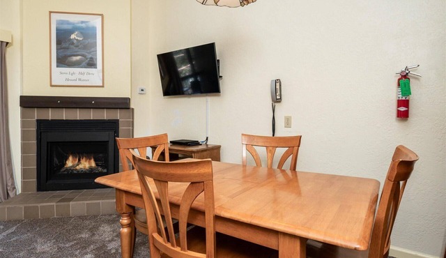 (B208) Loft Condominiums