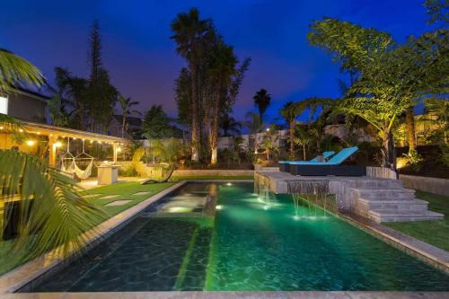 Backyard Dream - 5BR l Pool l Spa