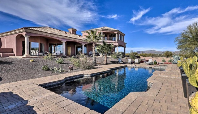 Backyard Oasis! Mtn-View Family Gem in Scottsdale