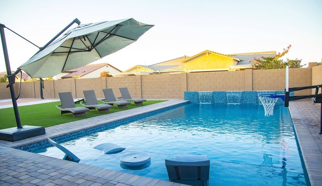 Beautiful Modern Home in Queen Creek, private pool