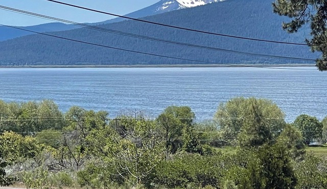 Beautiful Sunsets, Agency Lake, Mt McLaughlin, drive to Crater Lake and explore!