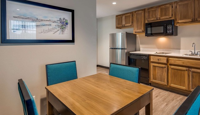 Best Western Plus Executive Residency Marion
