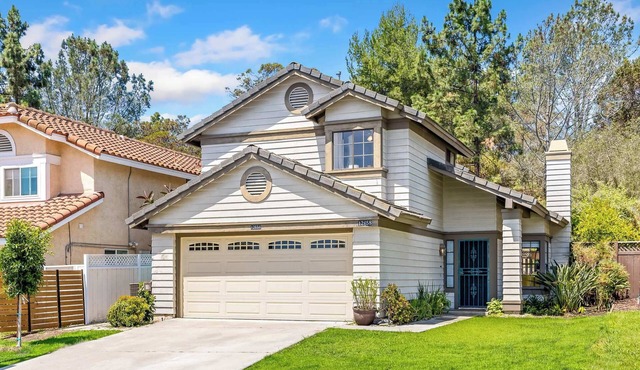 Bright Carmel Valley Home - 3BR, BIG YARD
