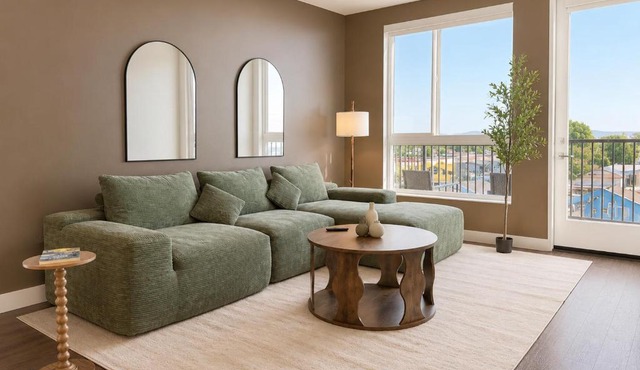 Bright Home 10 Min to Disneyland Pool & GYM