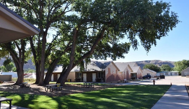 Bunkhouse 7A With Shady Trees