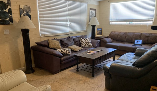 Casita #1 4 BR 1 BA 5.7 Acres, Huge 42' POOL