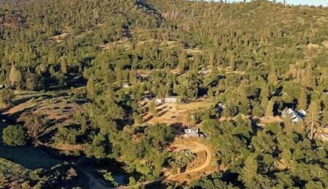 CG27 Sml Campsite/Shower Kings Canyon/Sequoia NP