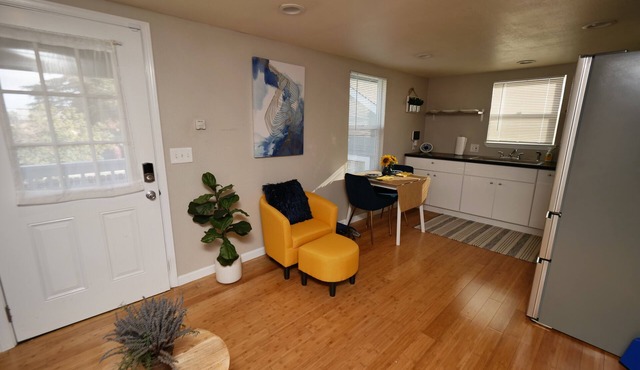 Charming 1 bedroom in - law unit