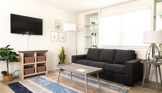 Charming 1BR Hideaway in CDM-Unit B