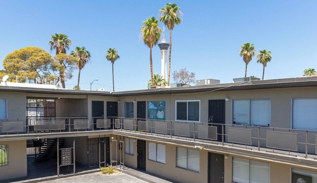 Cheap apartment for one month staying in amazing Las Vegas