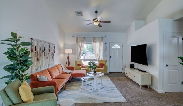 Chic & Serene Family Retreat Ideal Payson Locale