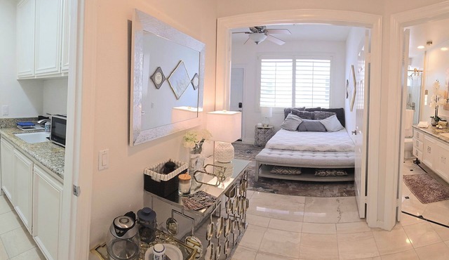 Chic studio with WiFi and AC in serene Mission Viejo