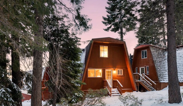 Chickaree & Chickadee Buyout by AvantStay | 2 Sister Cabins