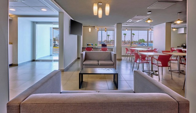 City Express Junior by Marriott Mexicali