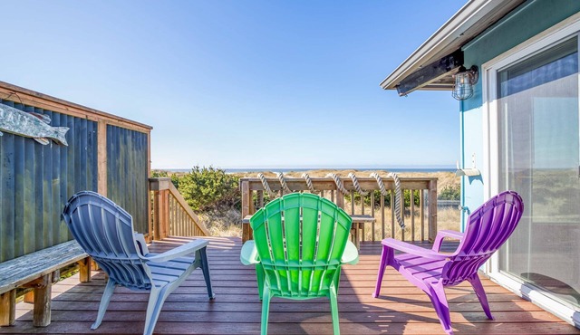 Classic Wood-Lined Oceanfront Cottage with Easy Beach Access in Waldport!