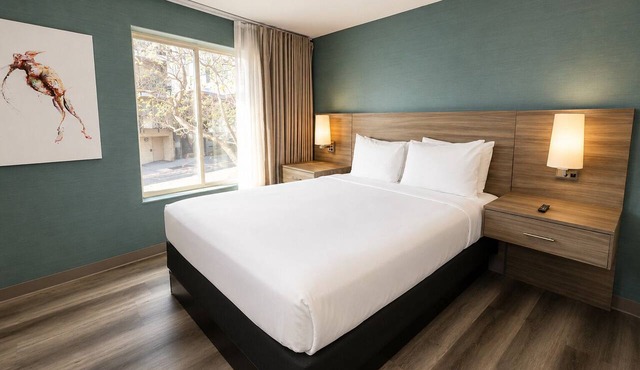 Colorful Artistic Suite with Balcony Views – Sustainable & Walkable | 4 Units