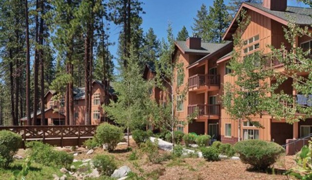 Cozy 2BR/2BA near Lake Tahoe