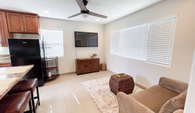 Cozy Hillcrest Hideaway near Scripps Mercy