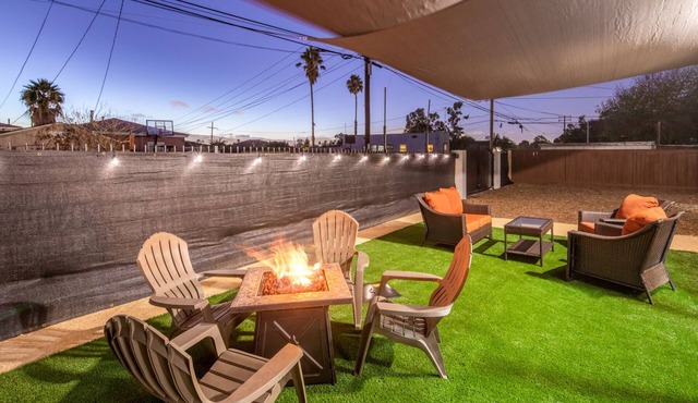 Cozy Renovated Spanish Home near Downtown SD!