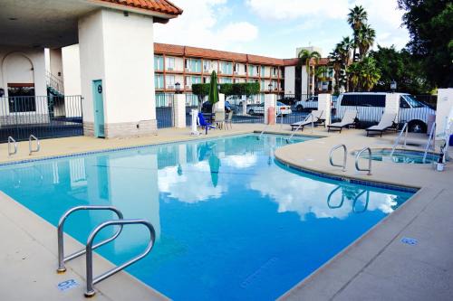 Days Inn by Wyndham Anaheim Near the Park