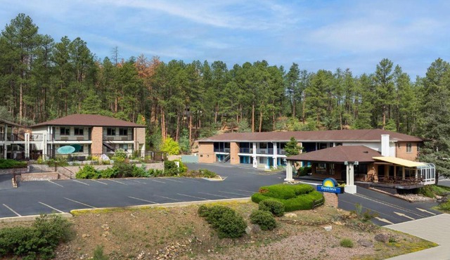 Days Inn by Wyndham Prescott
