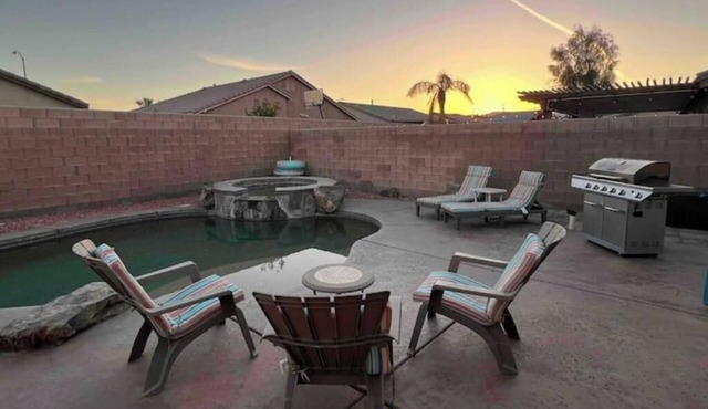 Desert Escape - Pool/Spa, 4BR, 2BA, King Size Beds