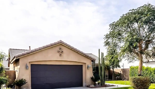 Desert Estrella Retreat: 3BD, 2 Bath, Pet Friendly