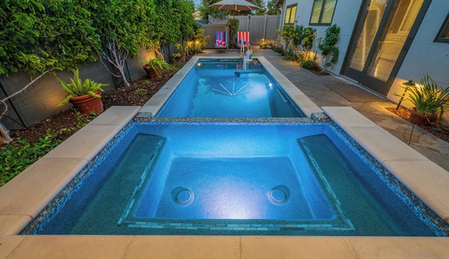 Disneyland Close●Themed Rooms●Private Pool & Hot Tub●Game Zone●Free Pkg
