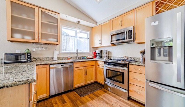 Dog-Friendly Home with Private Hot Tub, Large Deck, Fire Table & Washer/Dryer