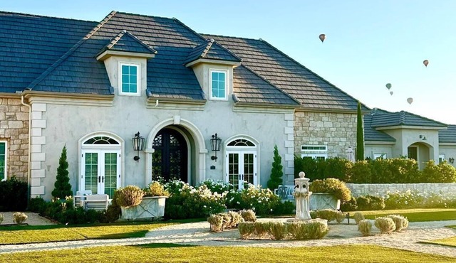 Domaine Chardonnay, one of Temecula Wine Country's premier residential properties, is an exclusive, privately operating, winery estate Bed & Breakfast with 3 beautifully appointed, independent guest suites for overnight accommodations, each featuring