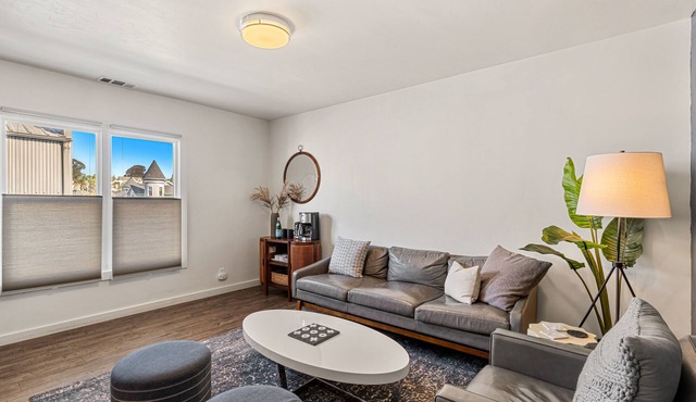 Downtown Arcata True North Apartment