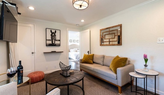 Downtown Sonoma Dream - 1 Bdrm right next to Sonoma Plaza