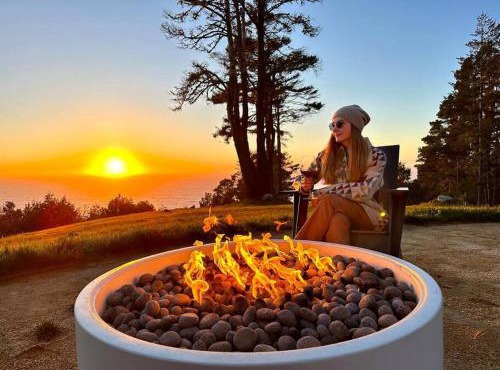 Driftwood Lodge~5 BR/7 Bath~30-acre Private Estate