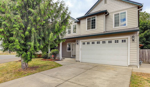 East Vancouver Home Near Trails & Lacamas Lake