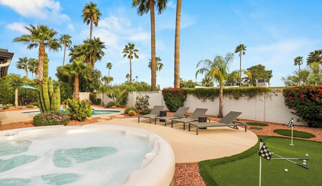 El Sueño Retreat | Pool & Spa Oasis