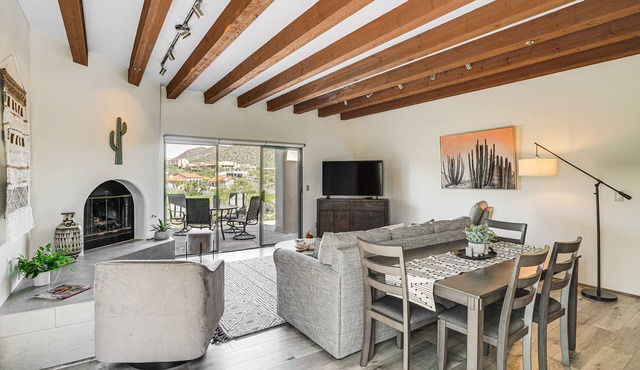 Epic Tucson Rental w/Golf Course & Mtn Views!