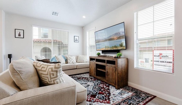 Escondido 1126 sleeps 13 guests 3 bedrooms Xbox one