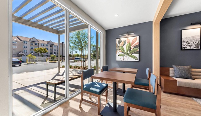 Everhome Suites San Bernardino - Loma Linda