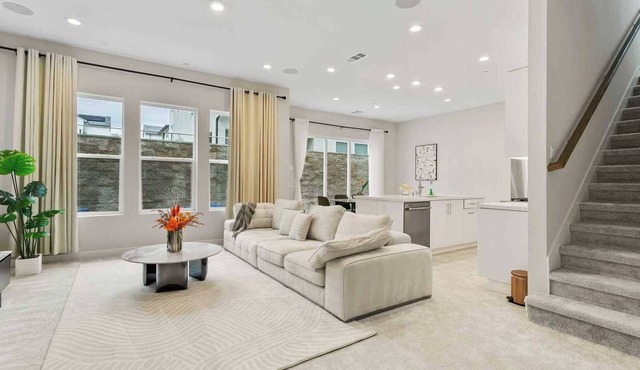 Exquisite Retreat on Pin Ln