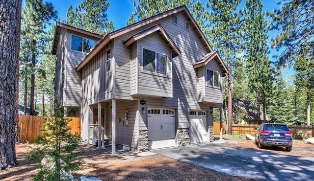 Family Friendly Lake/Ski Escape - 3BR & 3BA house in South Lake Tahoe