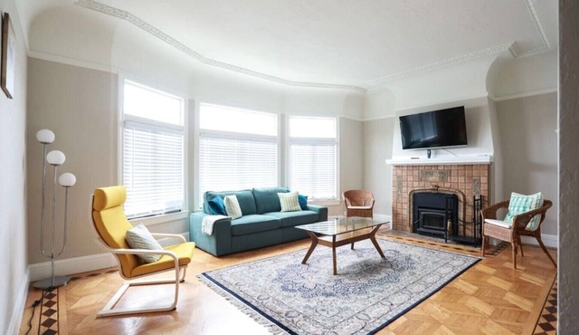 Family-Friendly 4BR/2.5BA near GG Park w/parking
