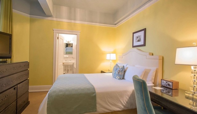 Family Getaway | 2 Stylish Units | Pet-friendly | Near Providence Park - 0.2 mi