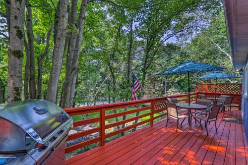 Fire Pit & Community Perks: Blakeslee Cottage! in Blakeslee