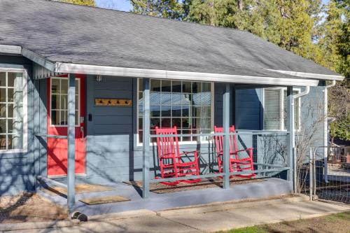 Fire Pit + Grill: Retreat Between Arnold & Murphys