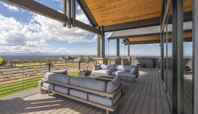 Firepit, Hot Tub & Scenic Views | Pioneer at Brasada Ranch Resort by AvantStay
